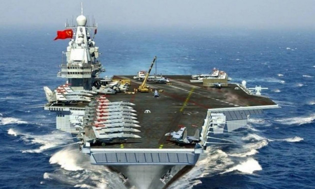 Κινεζικό αεροπλανοφόρο πέρασε το Βόσπορο