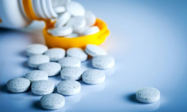 Προκλητική μονομερής παρέμβαση των θεσμών στις τιμές των παλαιών και οικονομικών φαρμάκων