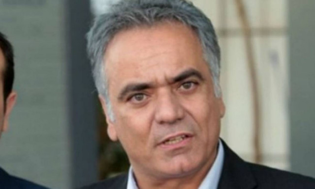 Παραδοχή Σκουρλέτη: Θα υπάρξει μείωση των συντάξεων, κλιμακωτά