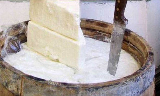 Καθησυχαστική απάντηση από Κομισιόν για την προστασία της φέτας