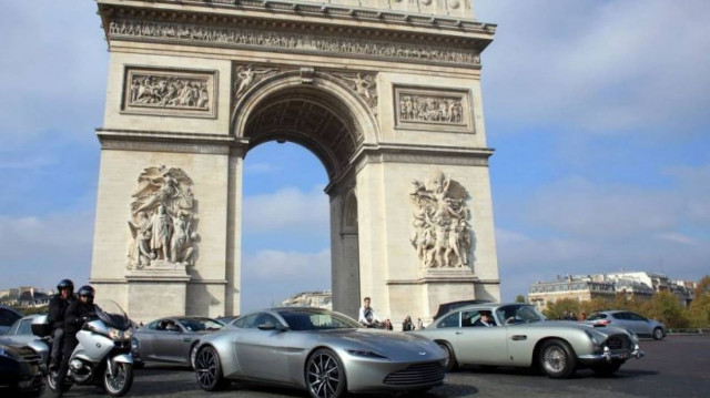 Κλασσικά Αυτοκίνητα: Τα James Bond Cars στο Παρίσι