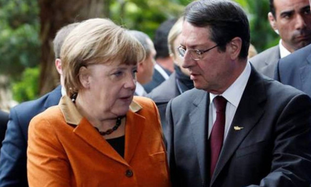 Τηλεφωνική επικοινωνία Αναστασιάδη -Μέρκελ για το Κυπριακό και το προσφυγικό