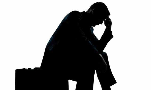 Μνημόνια: Οι άνθρωποι πεθαίνουν, ακούει κάποιος;