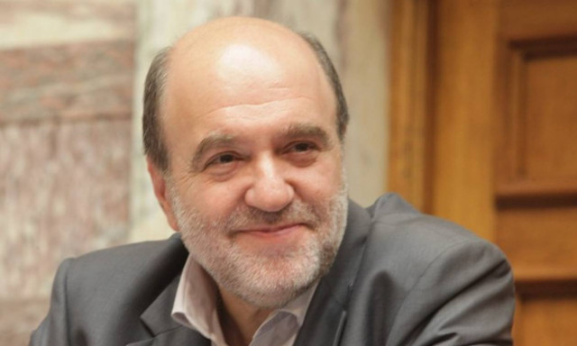 Αλεξιάδης: Απέσυρε τη ρύθμιση για την επιβάρυνση των εισοδημάτων από τα ενοίκια