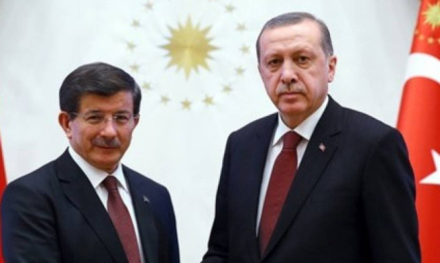 Ερντογάν και  Νταβούτογλου στα Κατεχόμενα