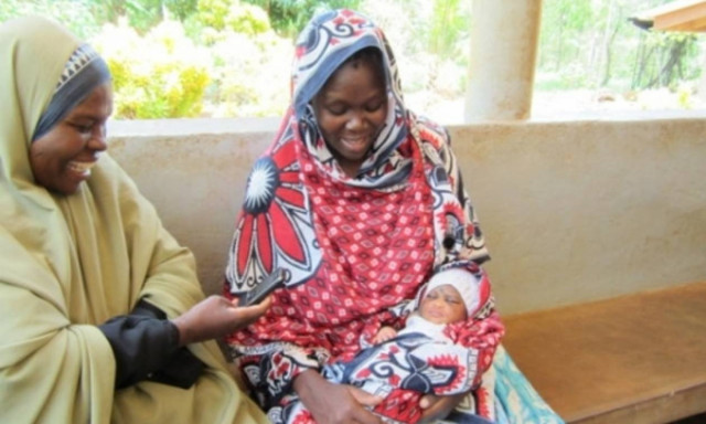 Στην Τανζανία καταγράφουν τις γεννήσεις μέσω… κινητού!