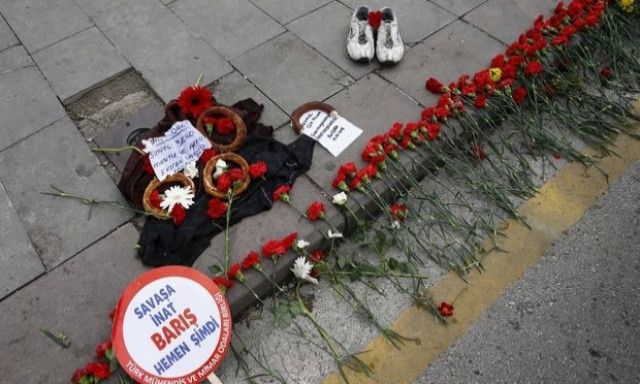 Νταβούτογλου: Οι δράστες της επίθεσης στην Άγκυρα συνδέονταν με το Ι.Κ. ή το PKK