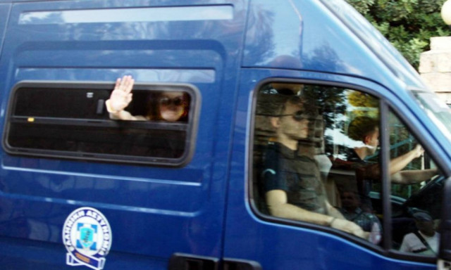 Στον Κορυδαλλό για να αποφυλακιστεί μεταφέρθηκε η Βίκυ Σταμάτη (pics)