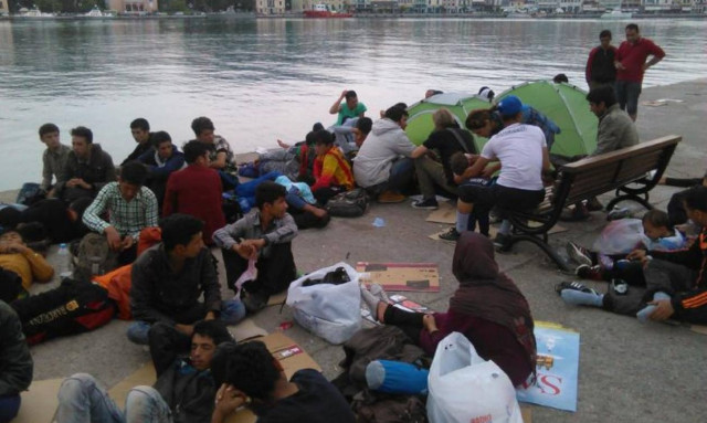 Σούλτς και Αβραμόπουλος στη Μυτιλήνη για τους πρόσφυγες