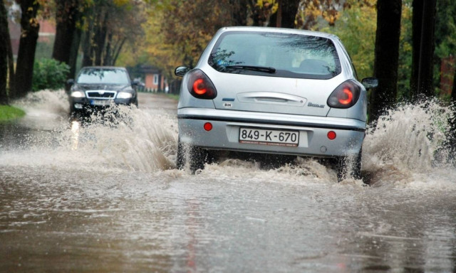 Εκτεταμένες πλημμύρες πλήττουν την Κροατία (video)