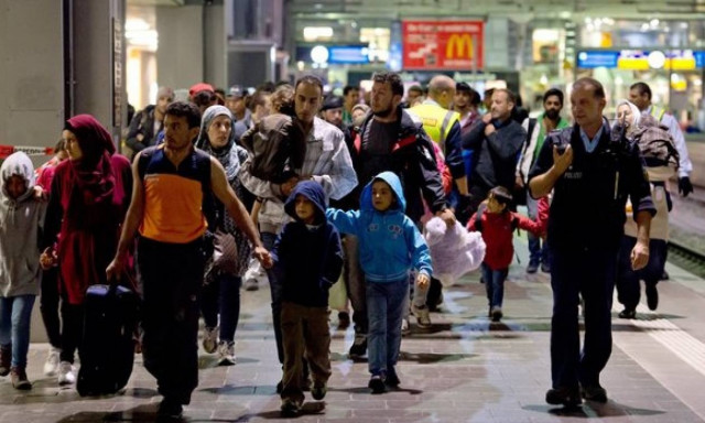 Δημοψήφισμα για το μεταναστευτικό επιθυμεί η πλειοψηφία των Γερμανών