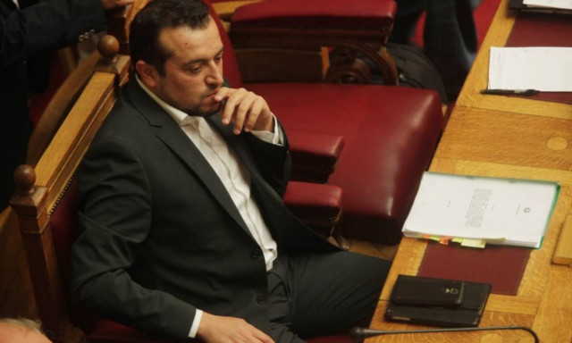 Έρχεται νέα «μάχη» στη Βουλή για τις τηλεοπτικές άδειες