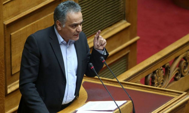 Σκουρλέτης: Η αξιωματική αντιπολίτευση έχει «κρίση προσανατολισμού» (video)