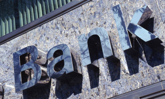 Στόχος η ανακεφαλαιοποίηση και η στροφή στις πραγματικές τραπεζικές εργασίες