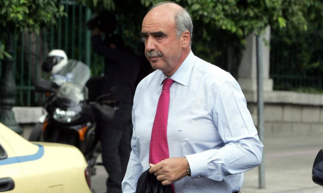 H selfie του Μεϊμαράκη με τα κορίτσια της Βέροιας (φωτό)