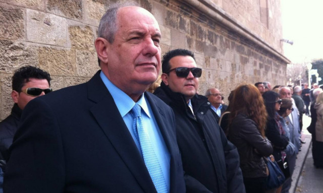 Κουίκ: Κανένας δεν δικαιούται να πλαστογραφεί την ιστορία μας