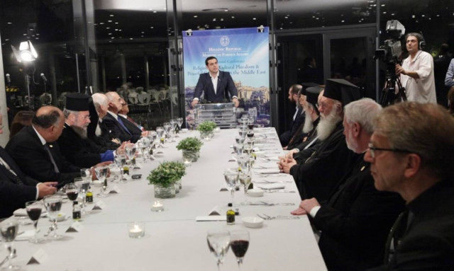 Τσίπρας: Είμαστε υποχρεωμένοι να φροντίσουμε τους πρόσφυγες