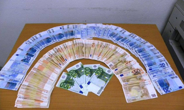 Καρδίτσα: Δύο συλλήψεις για απάτη, ναρκωτικά και όπλα (pics)