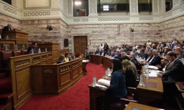 Βουλή - Νομοσχέδιο για άδειες: Τι είπαν οι φορείς