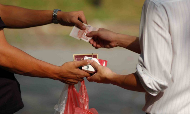 ΕΦΚ: Η υπερφορολόγηση άνοιξε την πόρτα στο λαθρεμπόριο