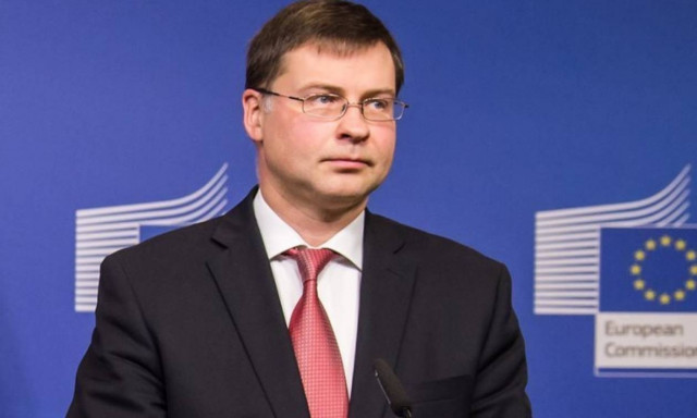 Αισιόδοξος ο Ντομπρόβσκις: Η Ελλάδα θα εξασφαλίσει τη δόση των 2 δισ. ευρώ