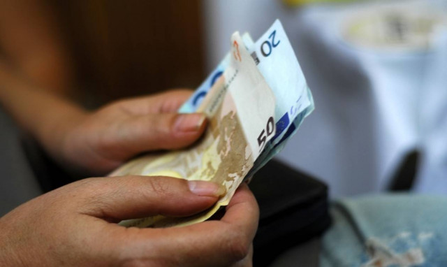 ΕΛΣΤΑΤ: Αυξήθηκαν περισσότερο οι φόροι σε εισοδήματα και περιουσίες 
