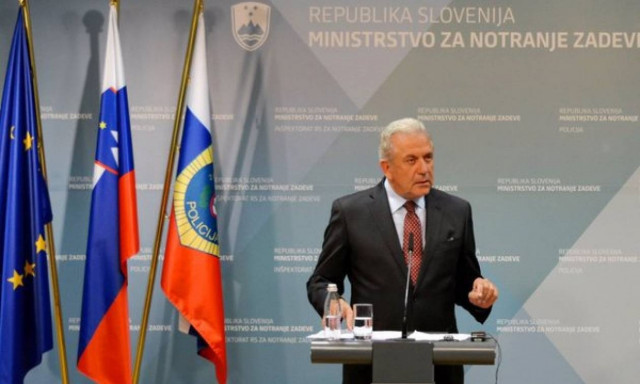 Αβραμόπουλος: Η Κομισιόν θα στηρίξει τη Σλοβενία για τη διαχείριση της προσφυγικής κρίσης