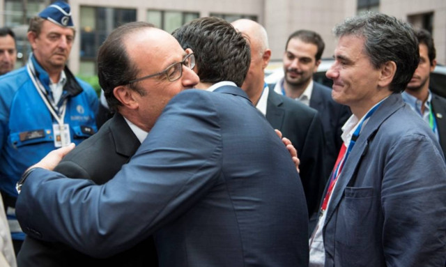 Αποφασισμένος να βοηθήσει την Ελλάδα ο Ολάντ