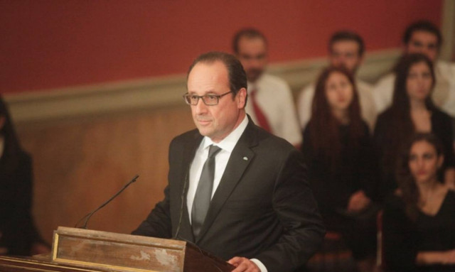 Ολάντ:«Αν έφευγε η Ελλάδα, απο το ευρώ θα κατέρρεε το ευρωπαϊκό οικοδόμημα»