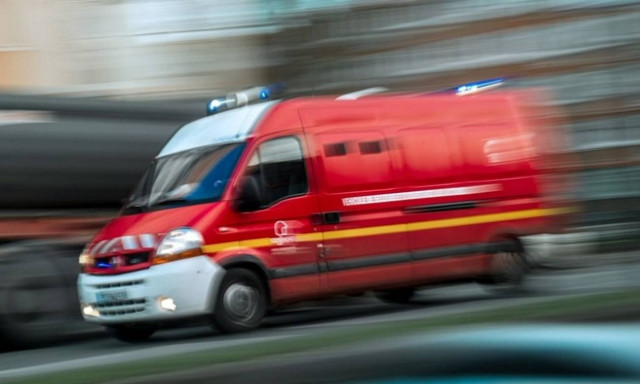 Πολύνεκρο τροχαίο στη Γαλλία – Σύγκρουση λεωφορείου με φορτηγό (video)