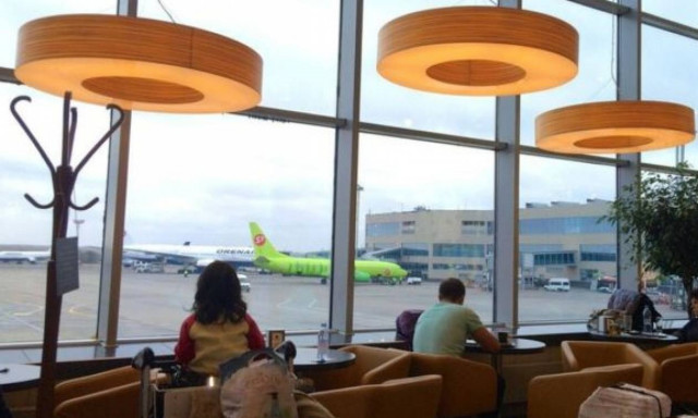 Ban due on direct flights between Russia and Ukraine