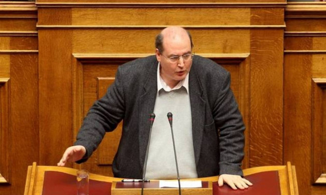 Υπουργείο Παιδείας: Τροπολογία για προσλήψεις επιπλέον 1000 εώς 2000 εκπαιδευτικών