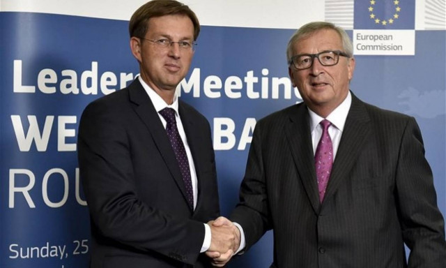 Κίνδυνο κατάρρευσης της Ε.Ε. λόγω προσφυγικού βλέπει ο Σλοβένος πρωθυπουργός