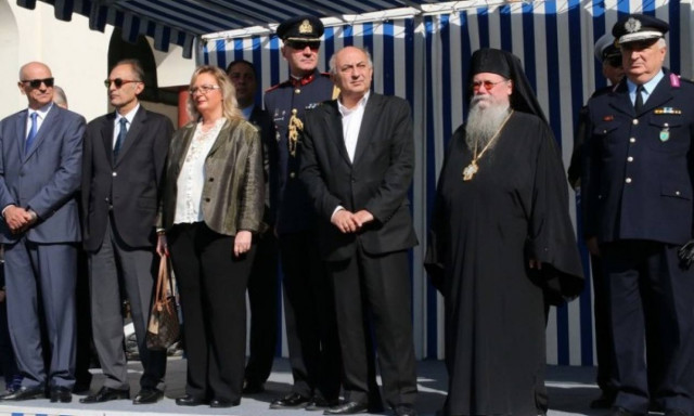 Μηνύματα για τη νεολαία από τους επισήμους στη μαθητική παρέλαση της 28ης Οκτωβρίου