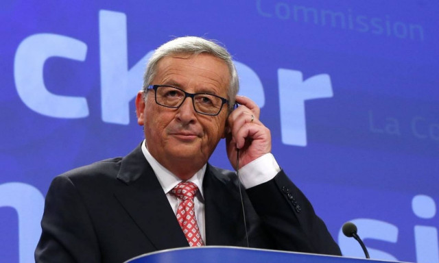 Ευελιξία στο σύμφωνο σταθερότητας λόγω προσφυγικού υποσχέθηκε ο Γιούνκερ