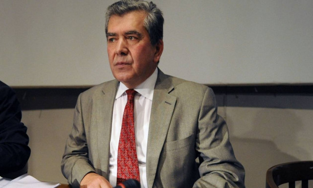 Μητρόπουλος: Μετακύλησε τα χρέη των ελίτ στον λαό