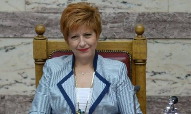 Μαρία Κόλλια-Τσαρουχά: Η κυβέρνηση θα προστατέψει με κάθε τρόπο τα συμφέροντα του λαού