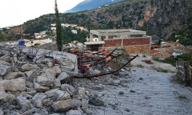 Η Κομισιόν καταδικάζει την κατεδάφιση του Αγίου Αθανασίου στη Χειμάρρα