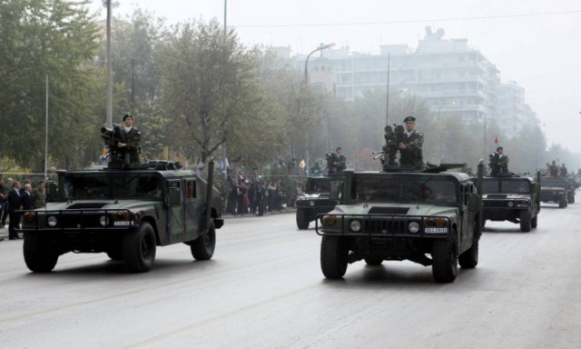 Δείτε LIVE τη στρατιωτική παρέλαση της 28ης Οκτωβρίου στη Θεσσαλονίκη