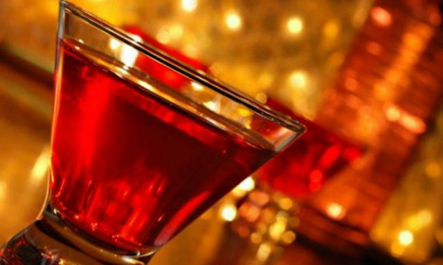 Κωνσταντινούπολη: Νοθευμένο αλκοόλ σκότωσε οκτώ ανθρώπους μέσα σε τέσσερις ημέρες