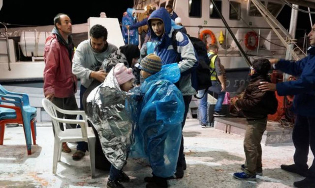 Κυβέρνηση: Στην προσπάθεια για το προσφυγικό περιμένουμε και τη θετική συμβολή της αντιπολίτευσης