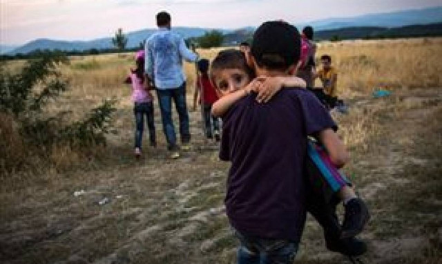 Γερμανία και Αυστρία περιορίζουν την είσοδο μεταναστών