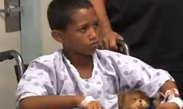 Δεκάχρονος πάλεψε με καρχαρία και τον έτρεψε σε φυγή!