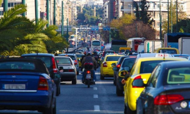 Τέλη κυκλοφορίας - ΣΟΚ: Ποιοι θα πληρώσουν έως και 200 ευρώ παραπάνω φέτος!