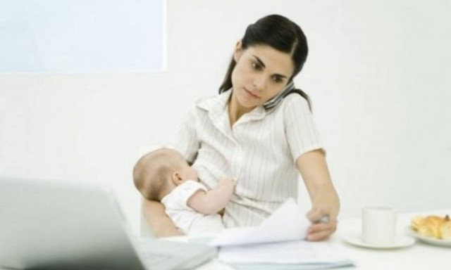 Θηλασμός και εργασία: Ποια είναι τα οφέλη για τη μητέρα, το μωρό, τον εργοδότη
