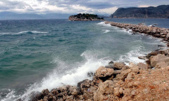 Με μποφόρ και μικρή άνοδο της θερμοκρασίας ο καιρός της Δευτέρας (pics)