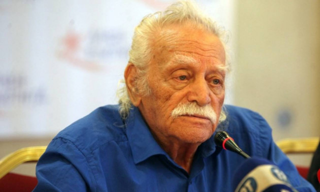 Παραμένει στη Λαϊκή Ενότητα ο Μανώλης Γλέζος