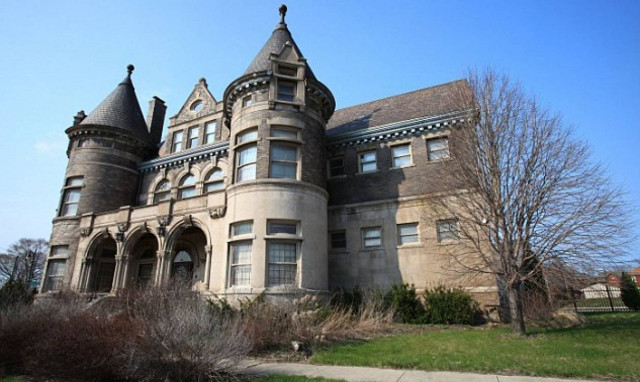 DiedInHouse: Μάθετε το... σκοτεινό παρελθόν του σπιτιού σας