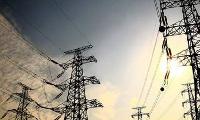 Προσοχή: Ξεκίνησε το χειμερινό ωράριο για το νυχτερινό ρεύμα της ΔΕΗ - Τι ισχύει