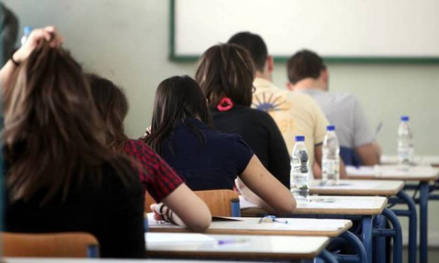 Φίλης: Η κυβέρνηση εξετάζει ισοδύναμα για το ΦΠΑ 23% στην ιδιωτική εκπαίδευση